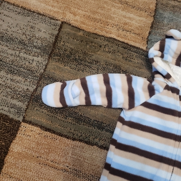 3/$15 old navy baby boys warm winter footsie with hood size 3-6 months - Picture 3 of 7